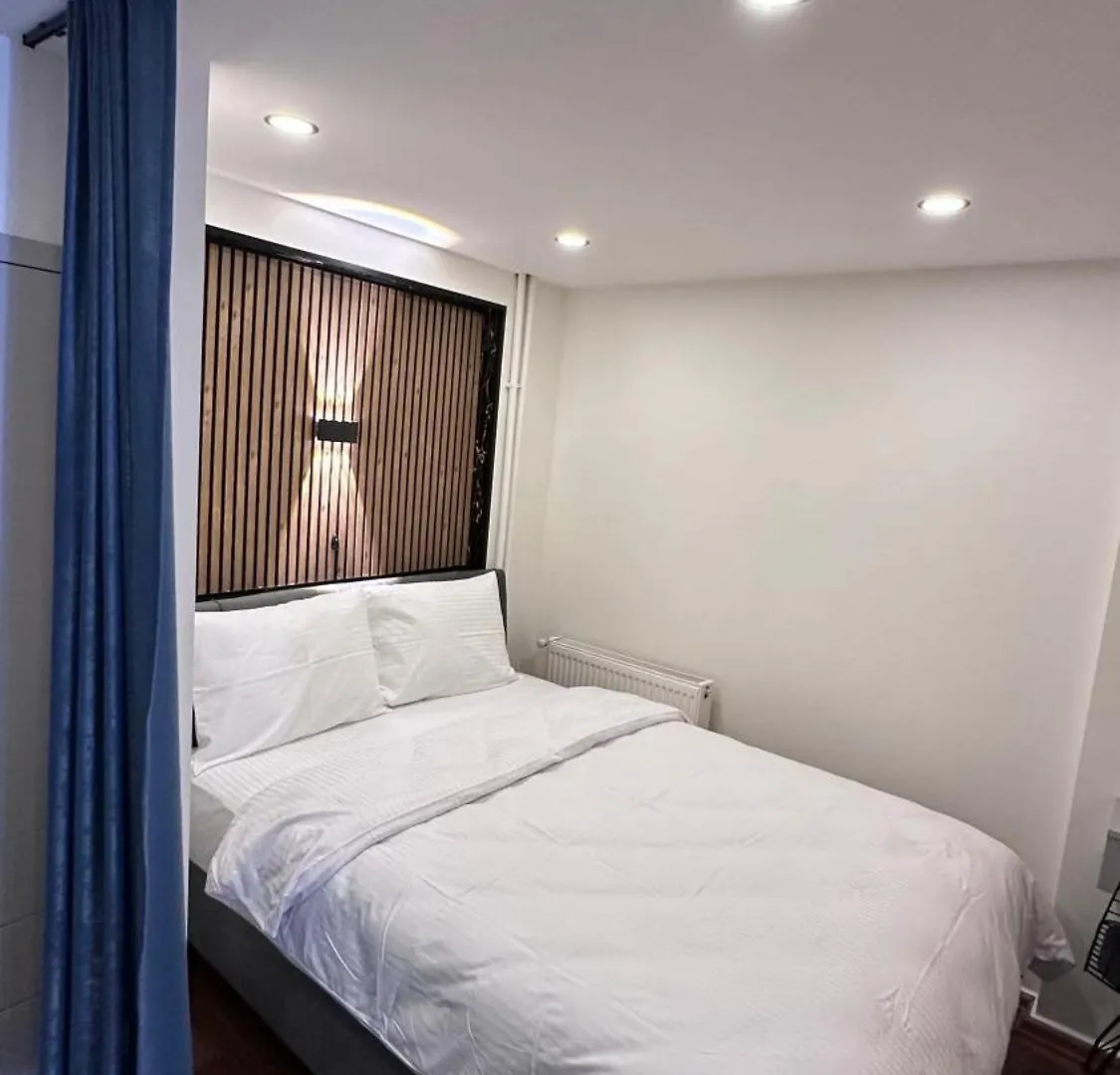 Golden Wood Suites Istanbul