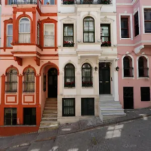  Apartment Catirga